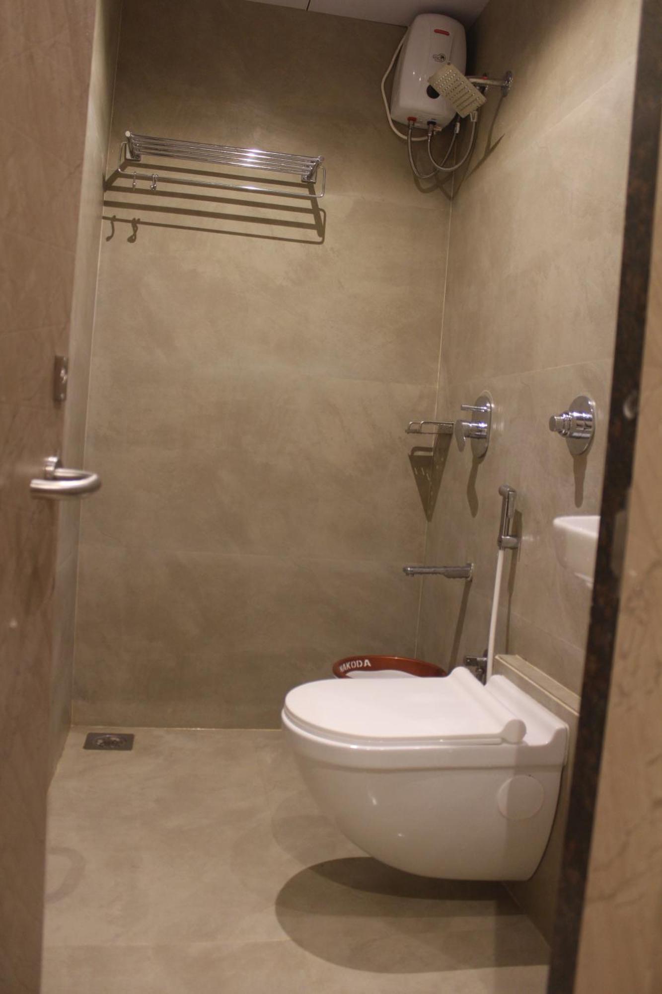 Hotel Metro Inn Мумбаи Экстерьер фото
